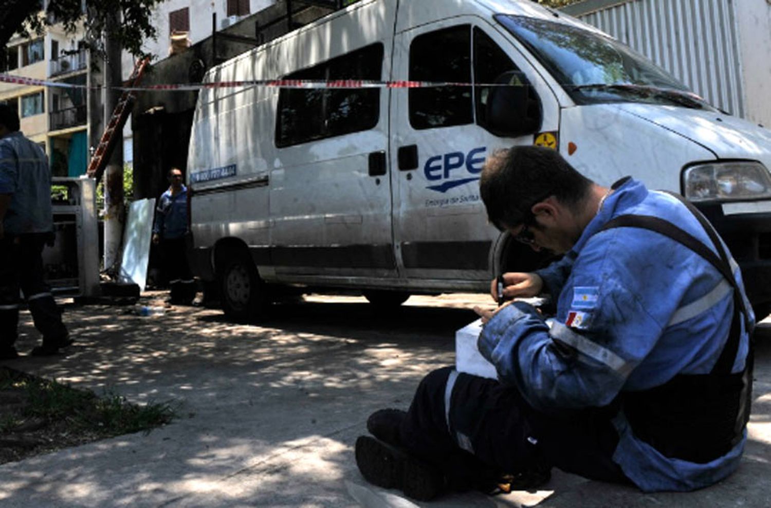 Sin luz por la tormenta: las zonas en las que trabaja la EPE para devolver el servicio