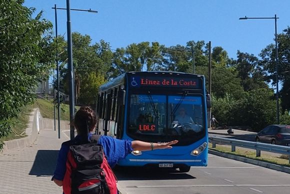 La Línea de la Costa ya funciona los fines de semana y feriados en Rosario desde este sábado