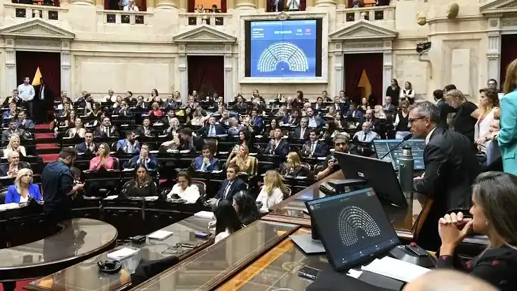 Cómo votó cada diputado entrerriano la Reforma Laboral
