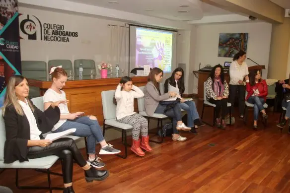 Panel para reflexionar sobre la violencia
