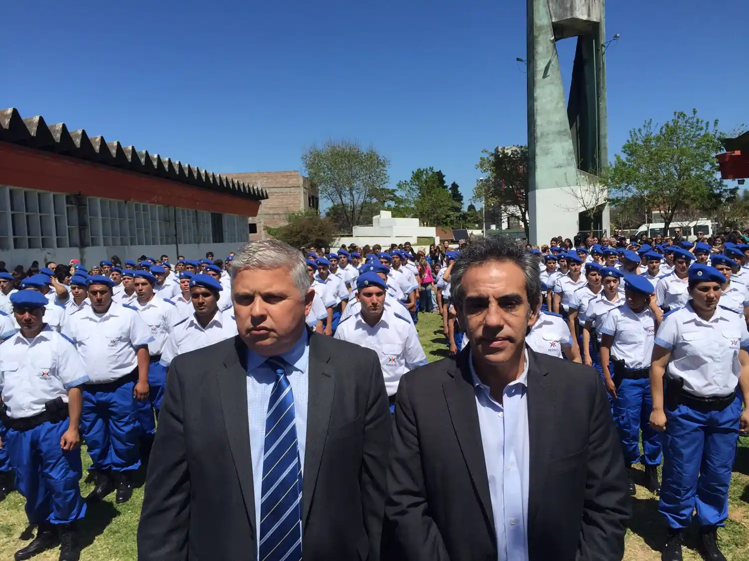 Sin Scioli, Guzmán encabezó acto de Egreso de la Policía Local de Escobar