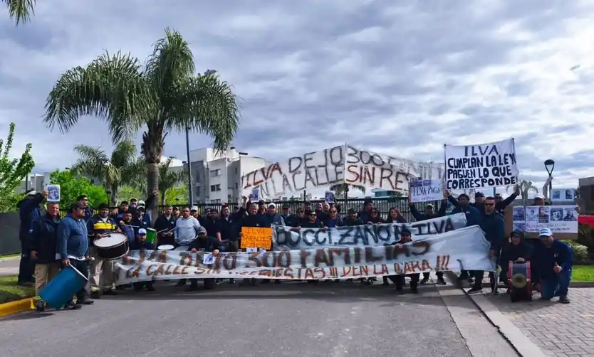 Trabajadores despedidos de Ilva se manifestaron en las puertas de varios countries