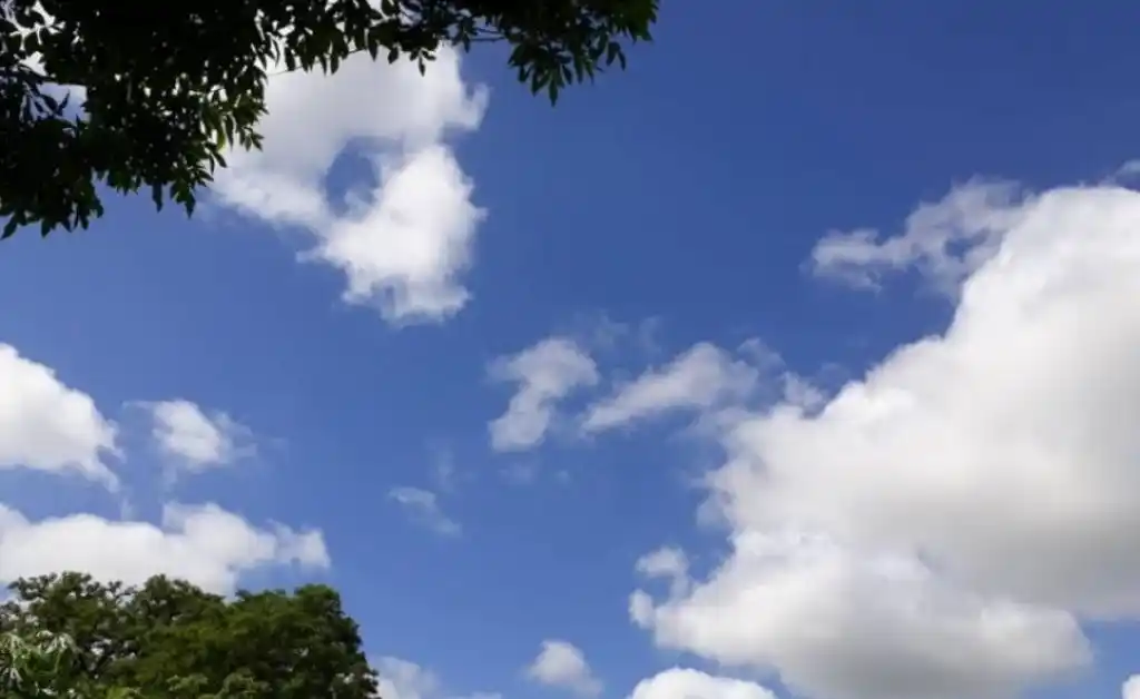 Miércoles con algunas nubes en la ciudad de Santa Fe