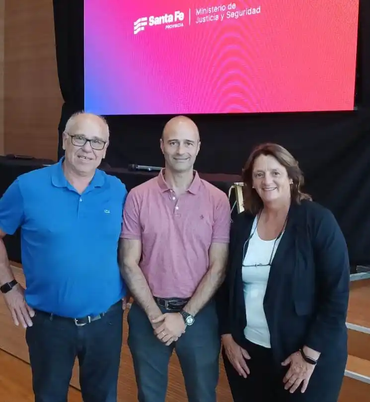 Funcionarios firmatenses participaron del encuentro de seguridad.