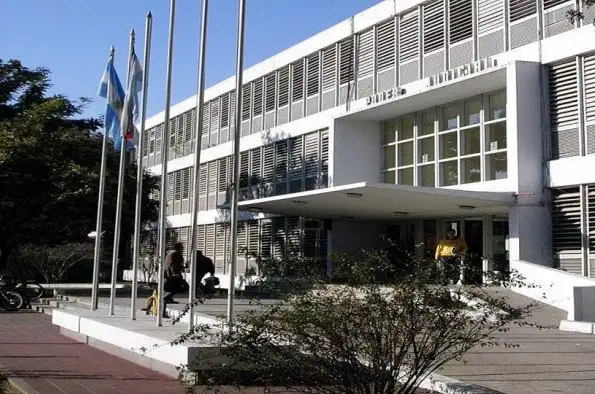 Dio negativo el resultado del hisopado realizado a un detenido en Tribunales