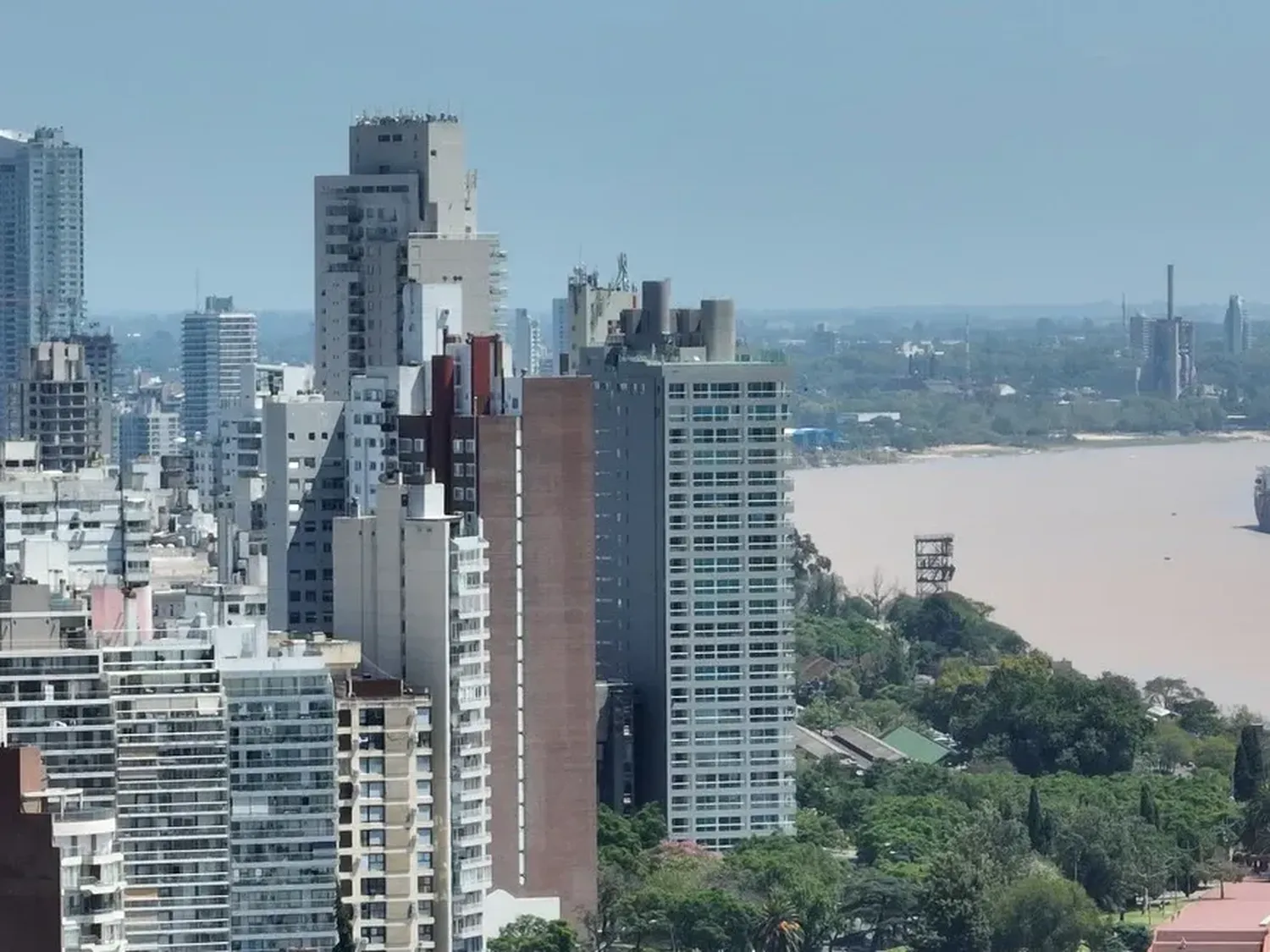 Rosario: obligarían a los edificios a contar con grupos electrógenos
