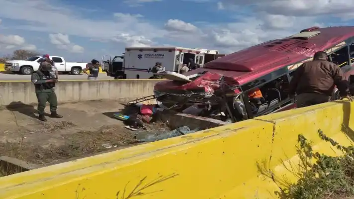 TRAGEDIA EN CANTAURA-EL TIGRE: cinco muertos y 15 heridos deja accidente de autobús en Anzoátegui