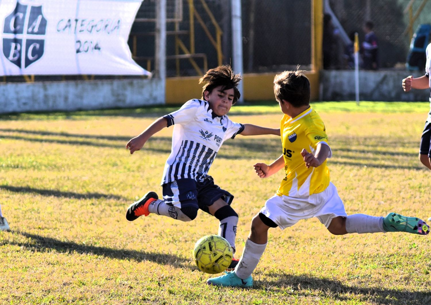 Jornada sabatina de fútbol en San Francisco.