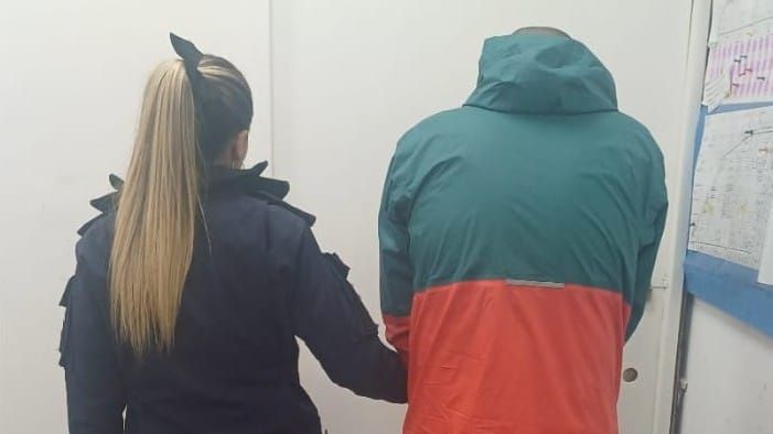 Importante allanamiento y detención en un domicilio de Movediza al 600