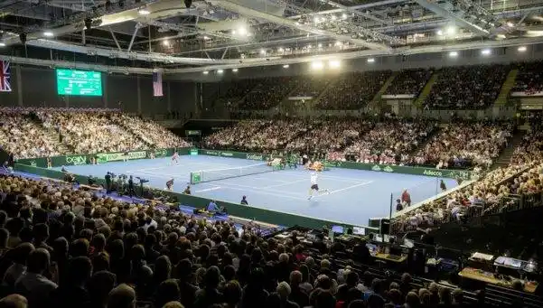 La semifinal de la Copa Davis, en el patio de la casa de Murray