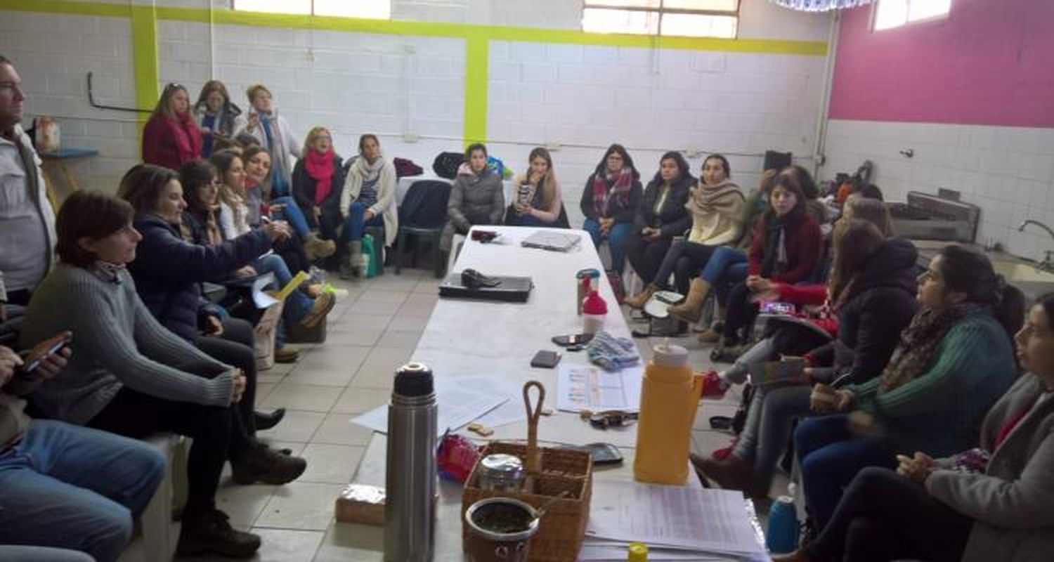Equipos de Orientación Escolar locales reclaman ante “flexibilización” promovida por Provincia