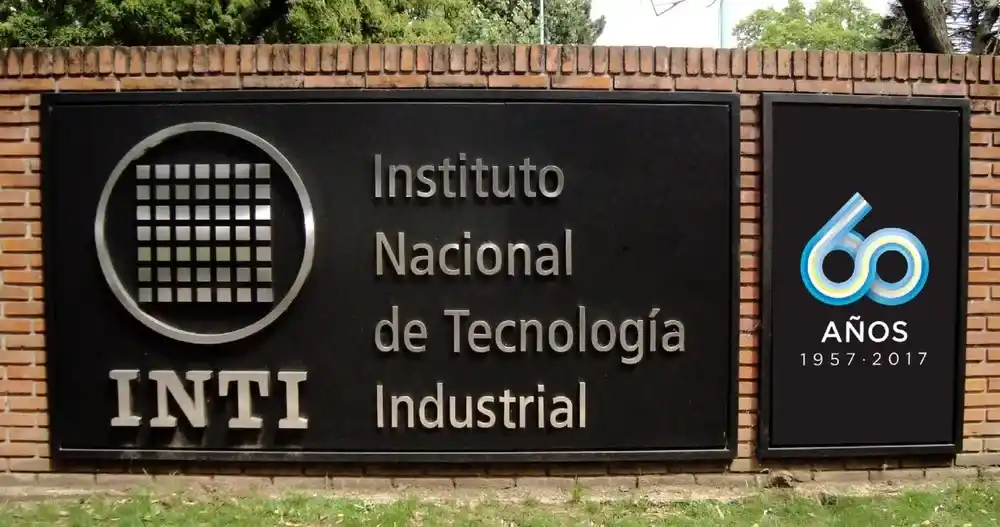 INTI: trabajadores y empresarios en una jornada para "pensar el futuro de la industria"