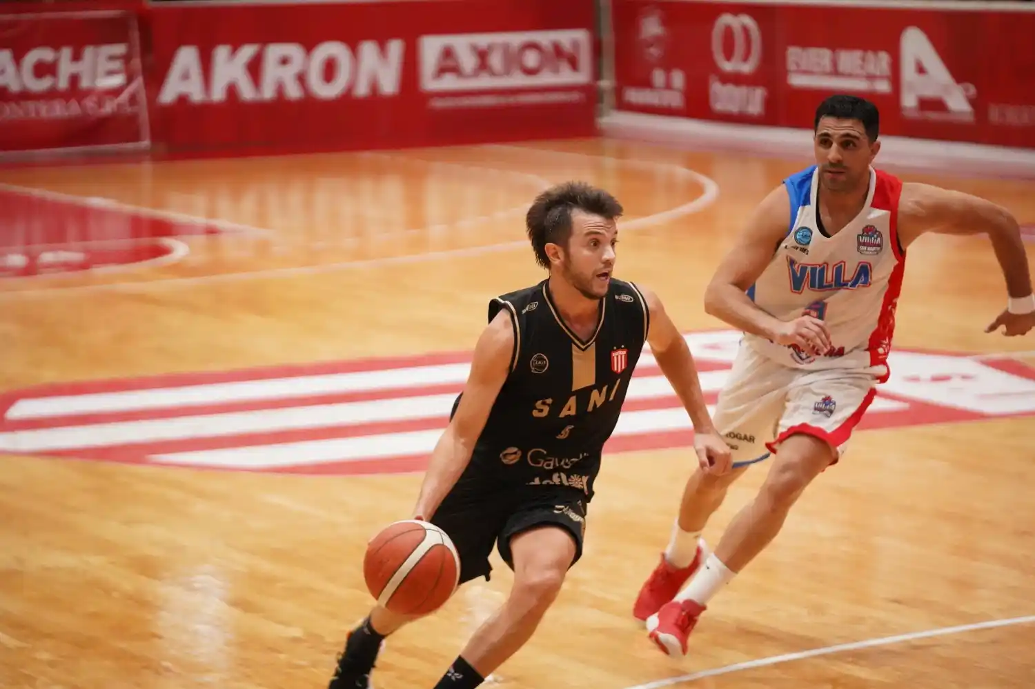 Los "Halcones Rojos" y la "Flor Nacional" jugarán a las 21.45 por el "Super 8".