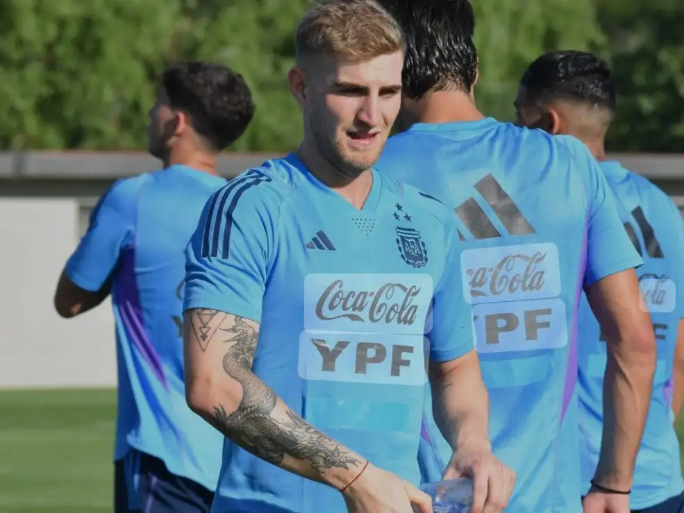 Valentini viajará antes de fin de año para sellar su contrato.