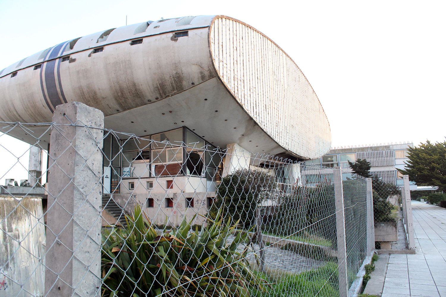 En decadencia. El Casino en un estado de abandono generalizado que se ha agudizado los últimos años