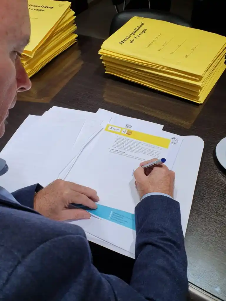 Crespo solicitó ampliar nuevas actividades comerciales y las salidas de esparcimiento