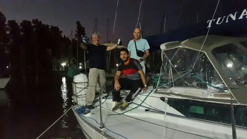 Naufragio en Brasil: Objetos divisados en el mar no son del velero Tunante II