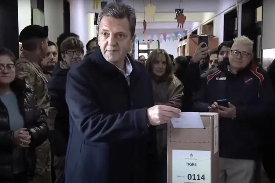 Votó Massa: "Es muy importante que la gente vaya a votar"