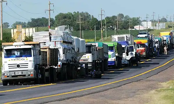 Camioneros entrerrianos: "Tenemos el gasoil más caro de Sudamérica"