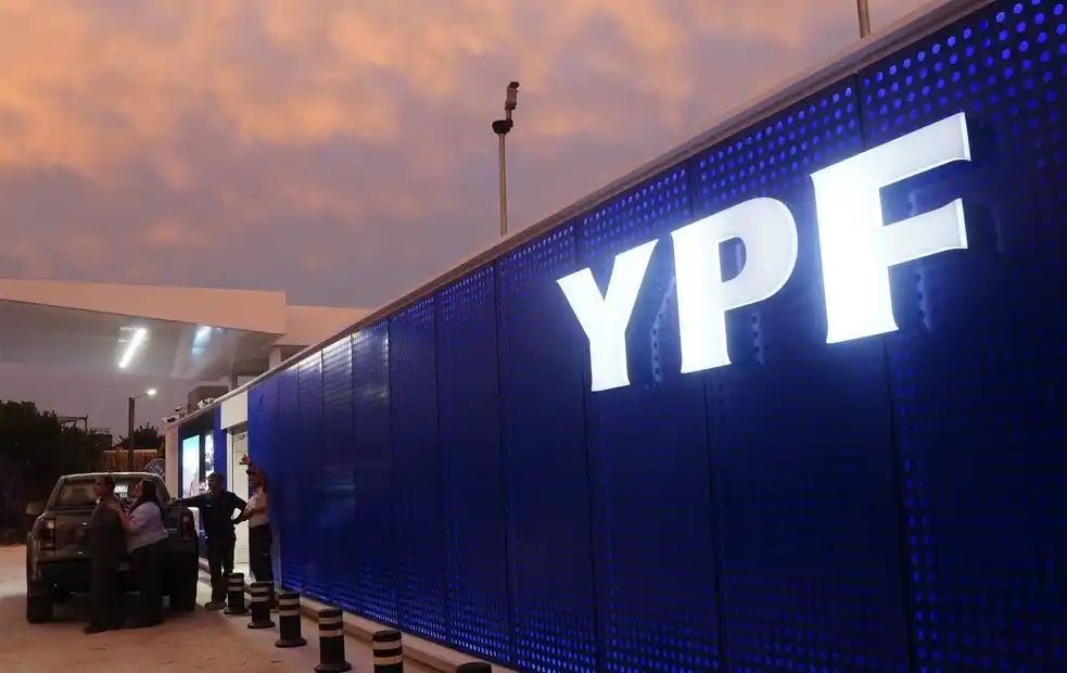 Los demandantes solicitaron que la República Argentina sea declarada en desacato y que se le impongan sanciones.