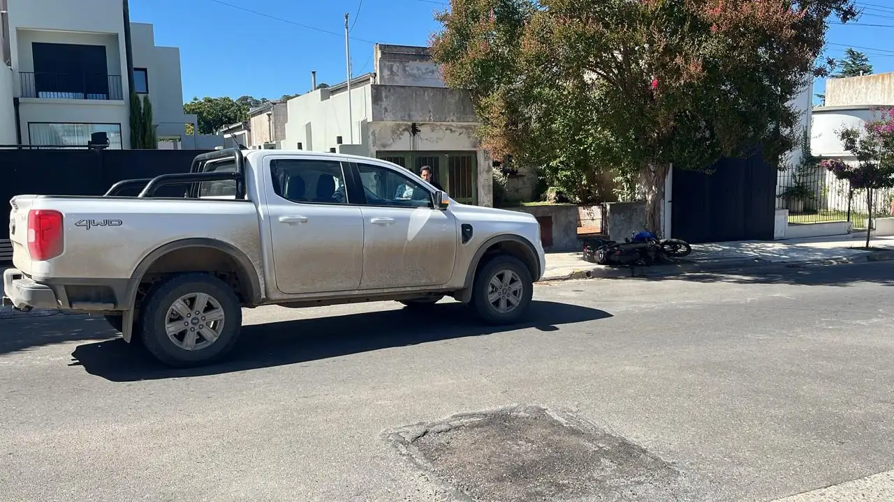 El siniestro vial se produjo en 25 de Mayo al 200.