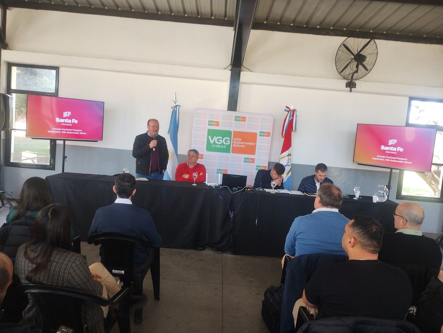 Hidrología y el Recurso lítico fueron los temas centrales del informe presentado