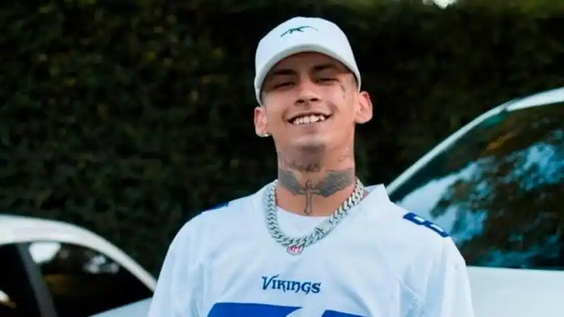 L-Gante le pisa los talones a Justin Bieber: Están entre los 50 mejores artistas