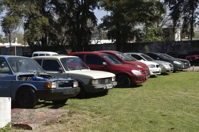 Con documentación falsa vendían autos robados en Buenos Aires