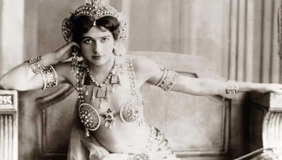 Mata Hari: hace cien años, ejecutaban por espía a la bailarina más sensual, exótica e intrigante