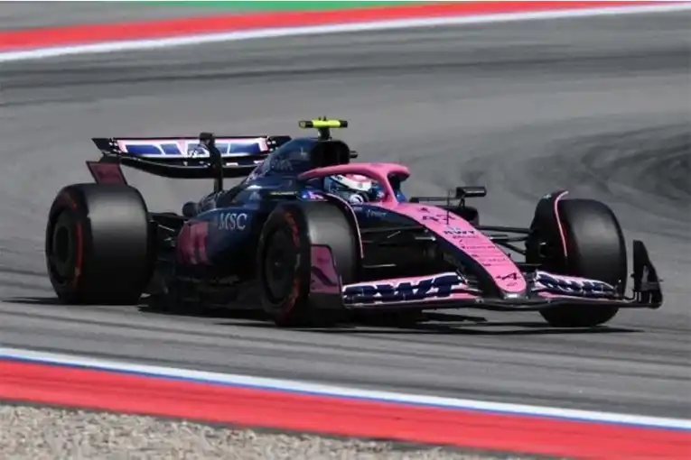 Colapinto finalizó en el puesto 15