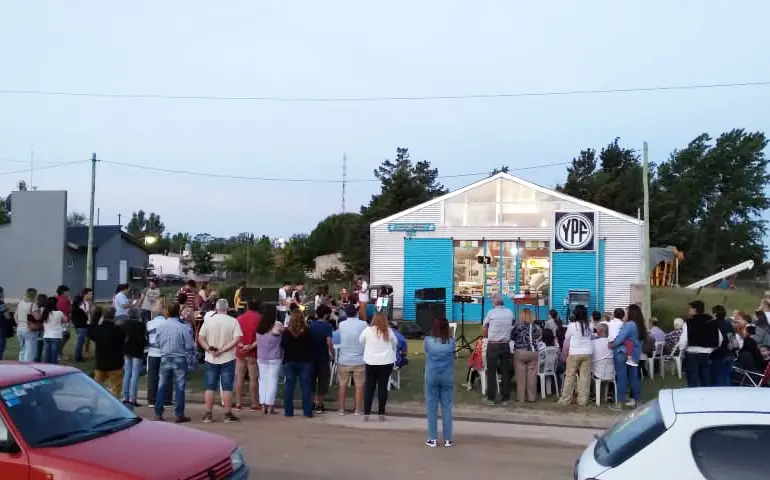 Emotiva velada en la Noche de Museos en el barrio Villa Ercilia