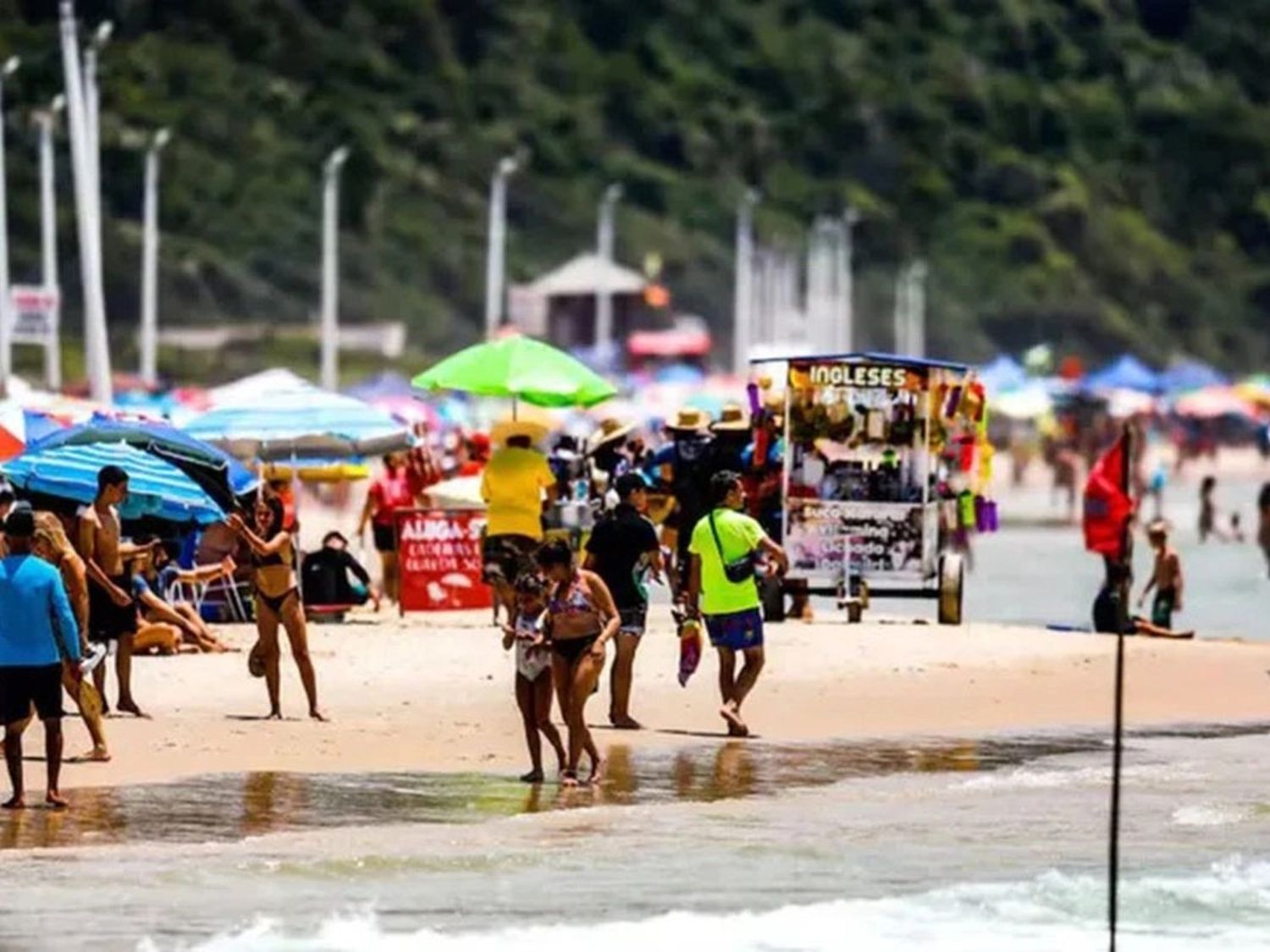 Declaran un brote de gastroenterocolitis en playas del sur de Brasil