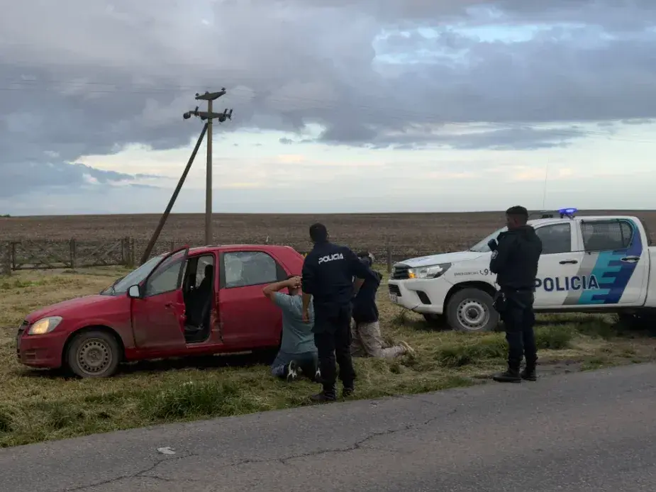 Interceptaron un auto en la Ruta 86 y secuestraron cocaína, una balanza y envoltorios