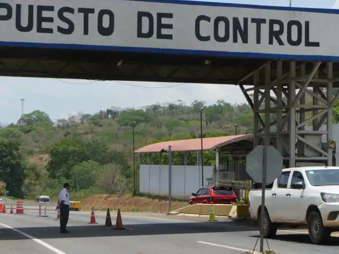 Panamá: hay 2.000 migrantes alojados en albergues fronterizos