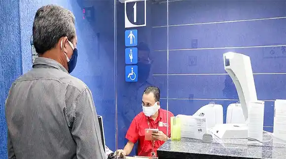 Agencia bancarias trabajarán de forma limitada por cerco sanitario