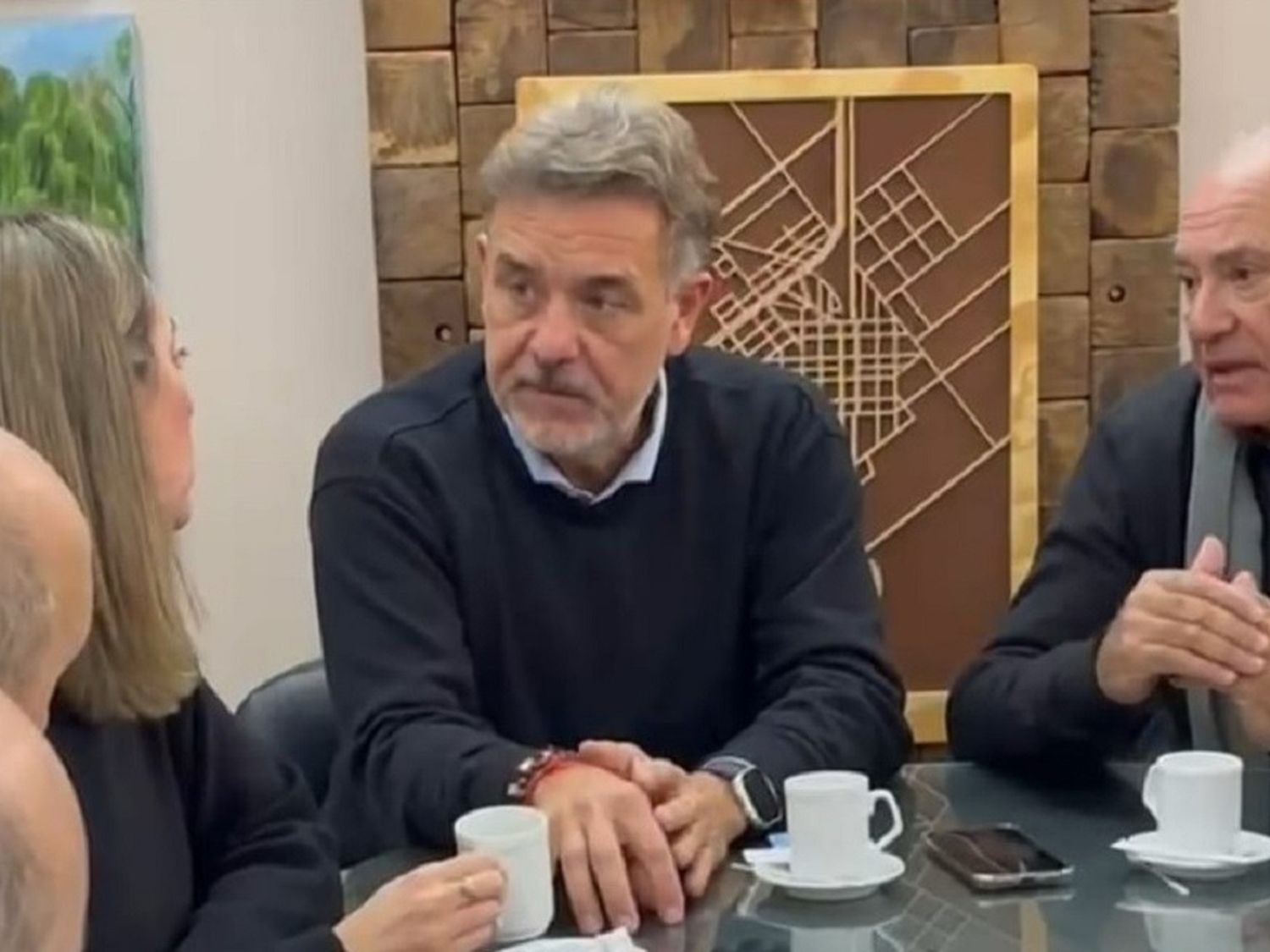 El intendente Maximino recibió la presidente del directorio de ASSA. Foto: Municipalidad de Firmat.
