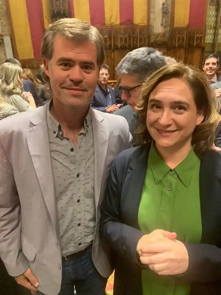 El intendente Martín Piaggio se reunió con la alcaldesa de Barcelona