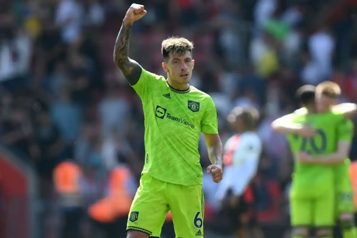 El entrerriano Lisandro Martínez fue titular en el triunfo del Manchester United ante Leicester
