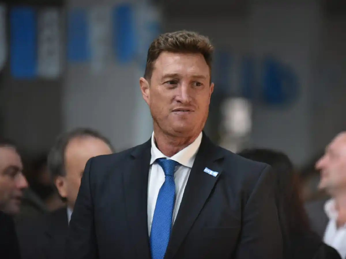 García Aresca se tomará licencia por un viaje al exterior