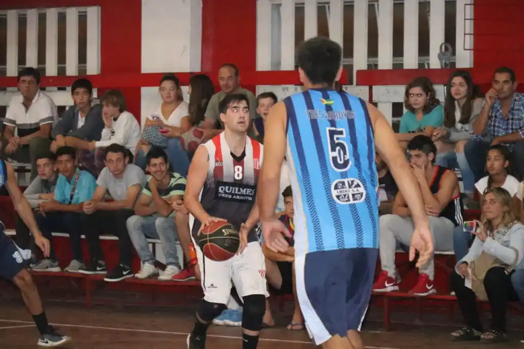  Dos refuerzos para Costa Sud y un corte en Racing de Olavarría