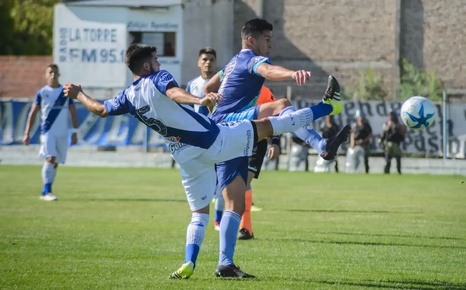 Alvarado se trae un empate de Viedma