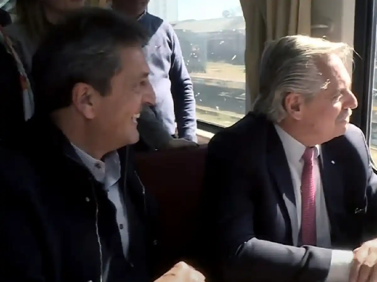 Alberto Fernández, acompañado por Massa, reinaugura el tren Cañada de Gómez-Rosario