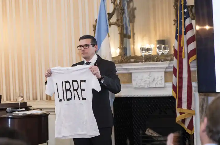 Homenajearon a los rosarinos víctimas del atentado