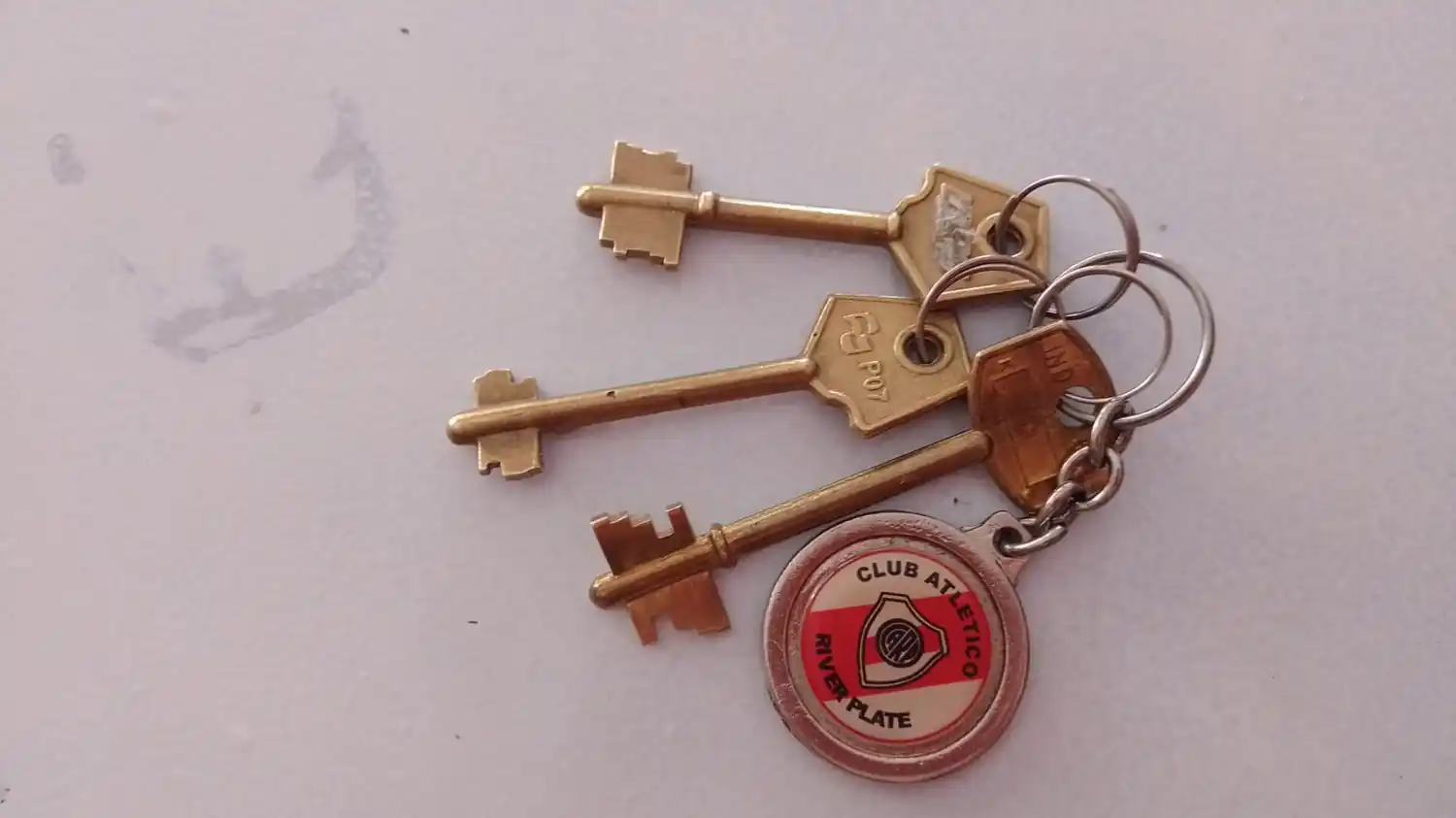 Llaves encontradas en la plaza de la Terminal