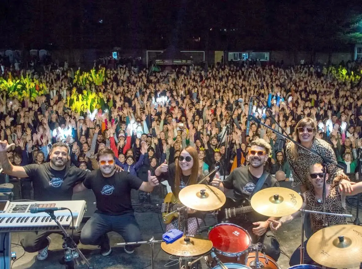 Puesta en escena de “La Chivarreta”. Show llevado a cabo en el Club Del Valle a la espera de La K'onga