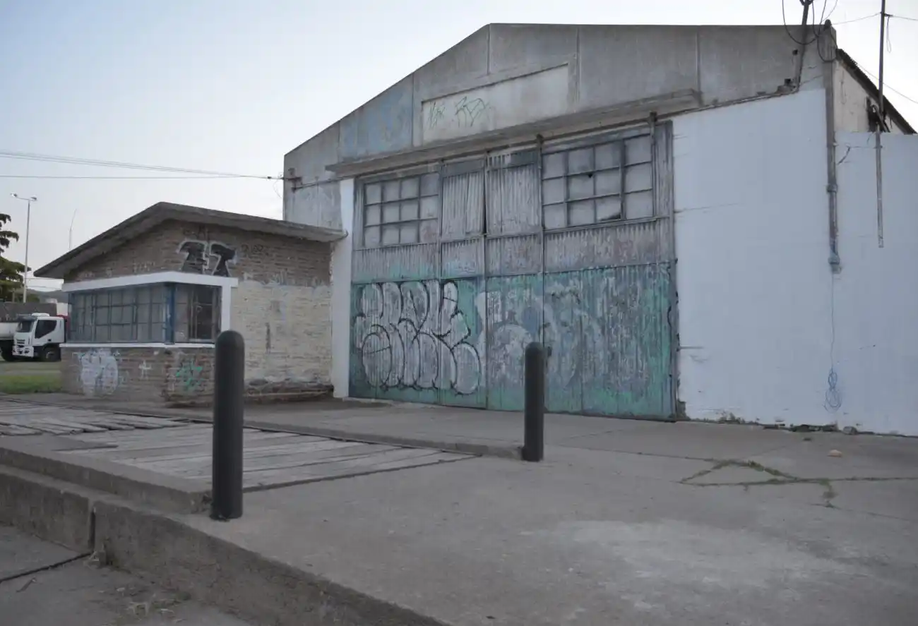 Se registraron disturbios ante la clausura de un galpón donde se desarrollaba una fiesta 