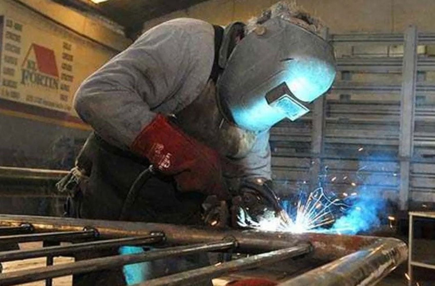 El sector metalúrgico tuvo una fuerte caída de 17,3% en junio