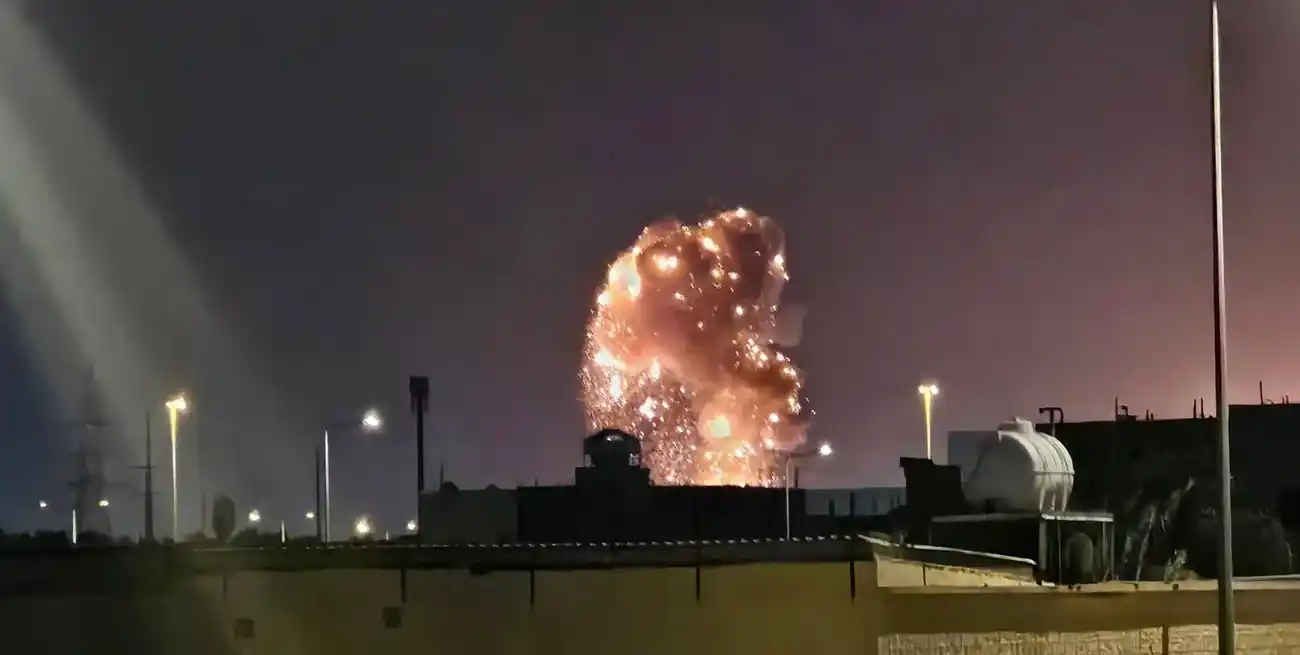 Las defensas aéreas saudíes interceptaron ocho misiles lanzados hacia Riad. Crédito: Xinhua