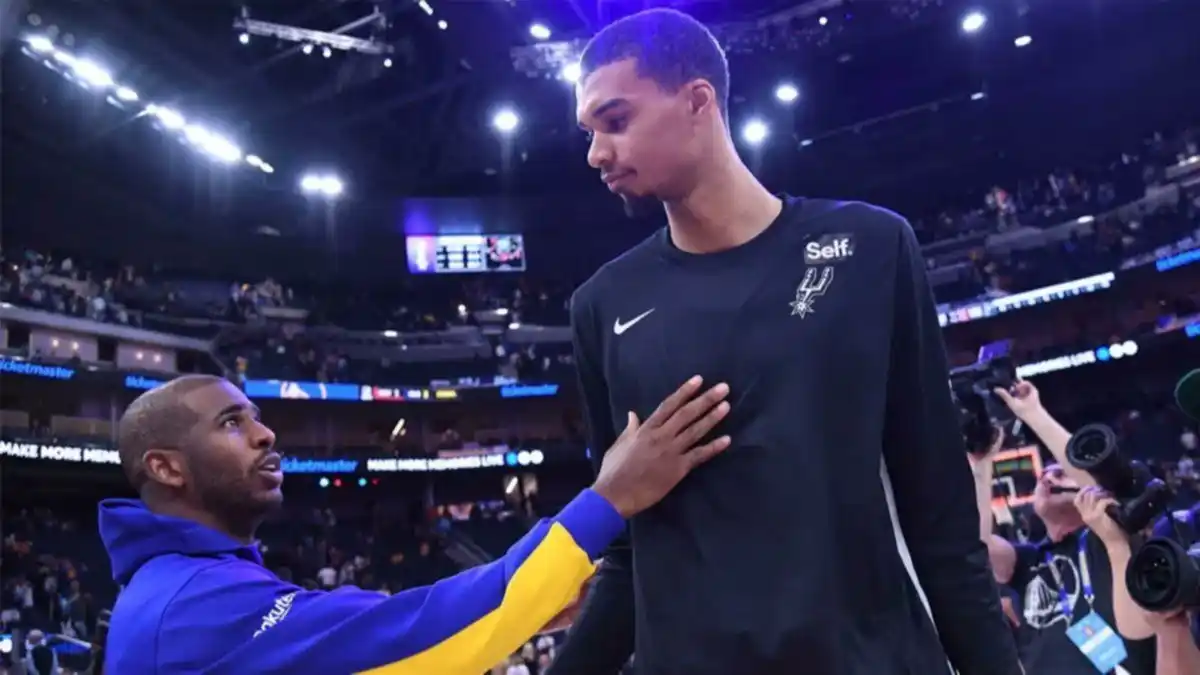 Chris Paul, presentado en los Spurs: ¿cuántos centímetros le lleva Wemby?