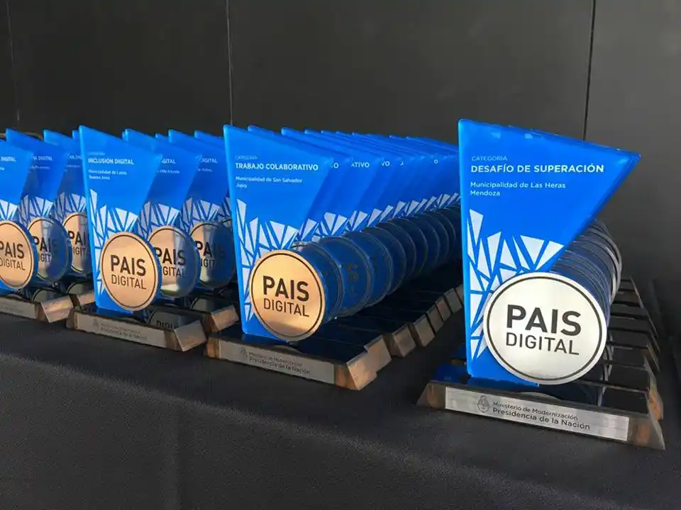 Municipios bonaerenses fueron premiados en el Primer Encuentro federal de País Digital
